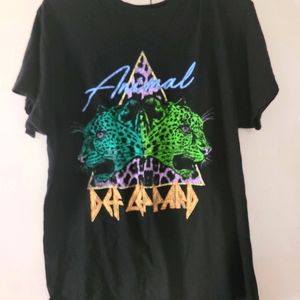 Graphic shirts